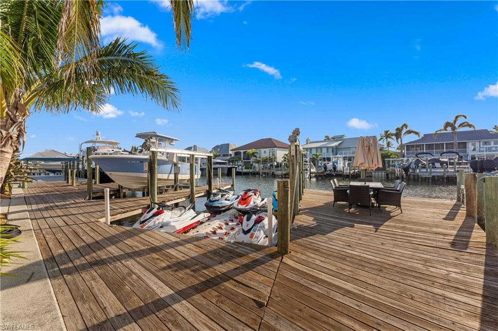 18276 Cutlass Dr, Fort Myers Beach, FL 33931-39