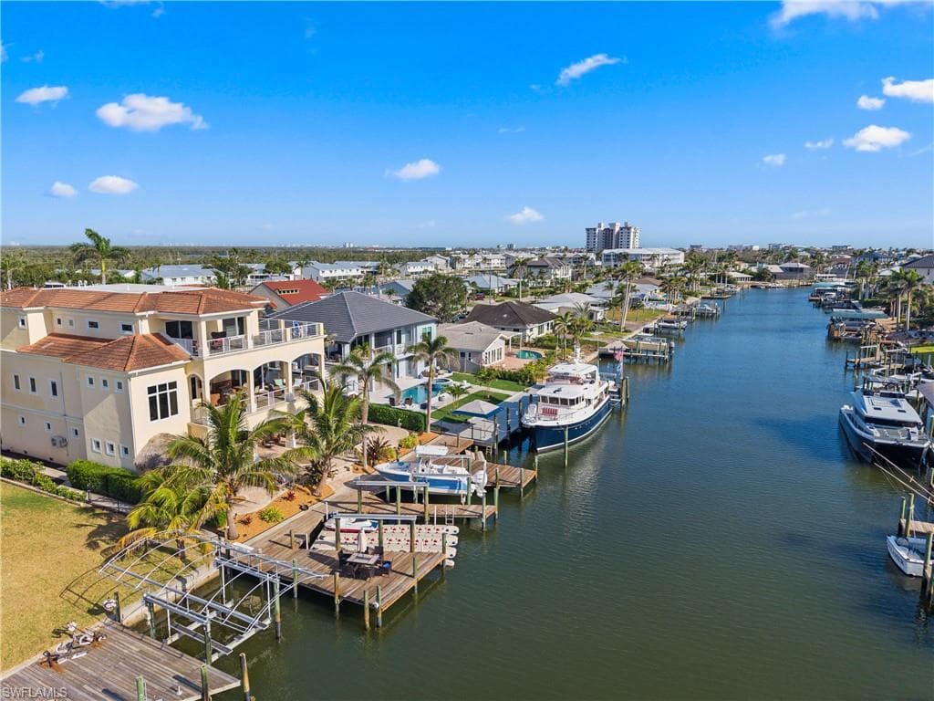 18276 Cutlass Dr, Fort Myers Beach, FL 33931-4