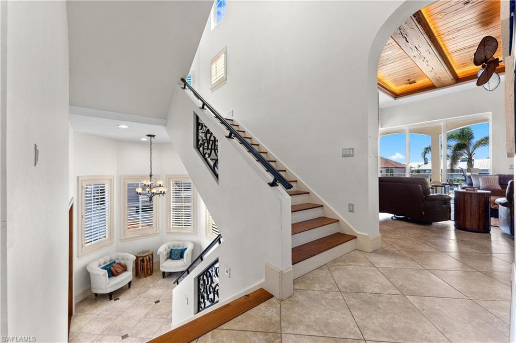 18276 Cutlass Dr, Fort Myers Beach, FL 33931-5