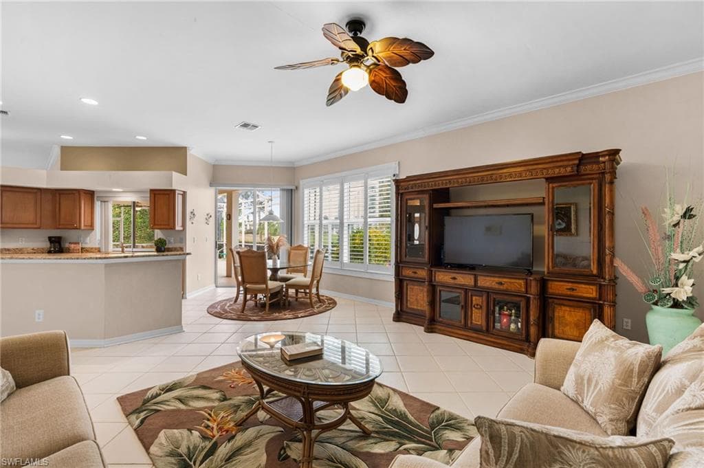 192 Palmetto Dunes Cir, Naples, FL 34113-11