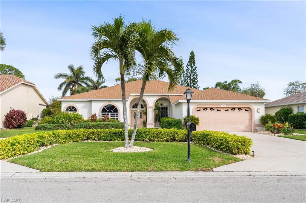 192 Palmetto Dunes Cir, Naples, FL 34113-30