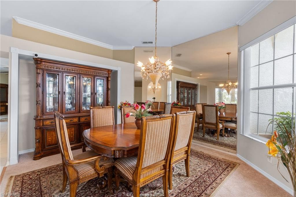 192 Palmetto Dunes Cir, Naples, FL 34113-6