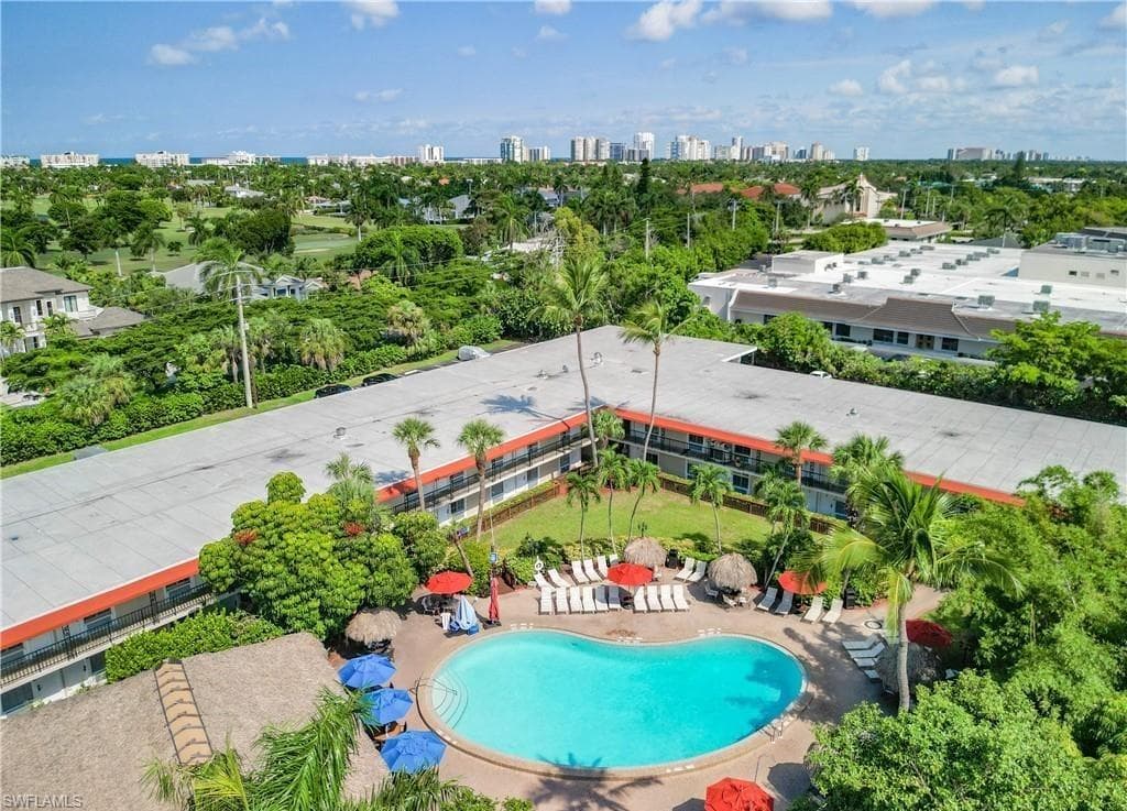 2555 9th St N 139, Naples, FL 34103-16
