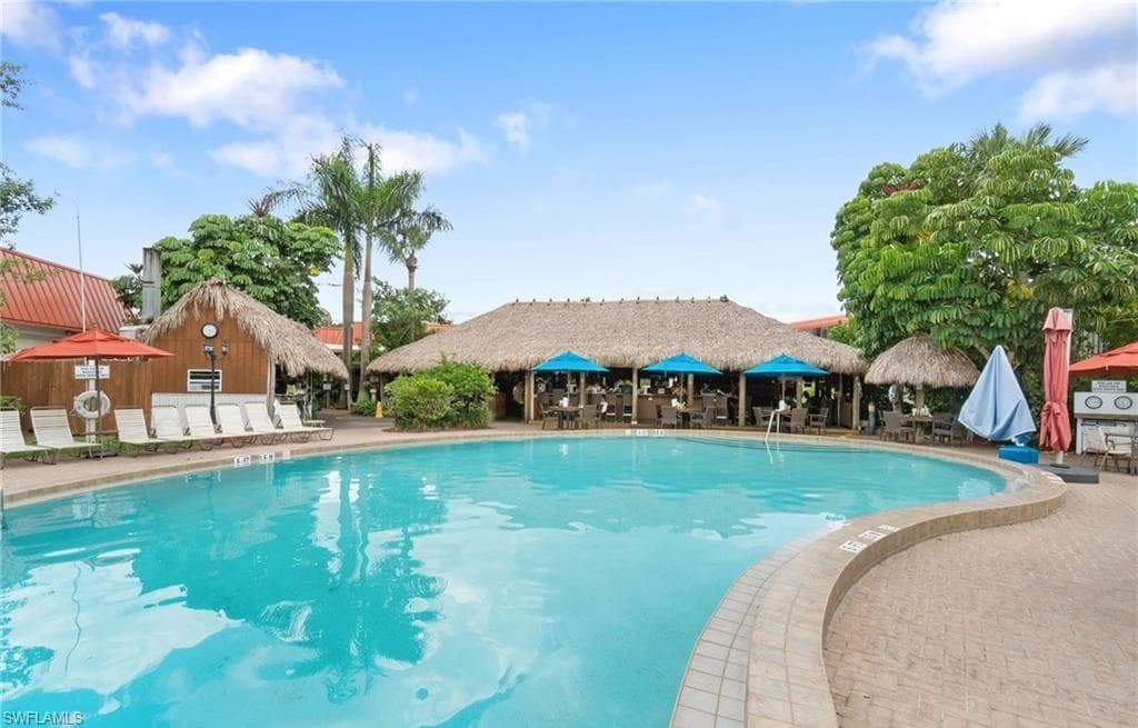 2555 9th St N 139, Naples, FL 34103-17