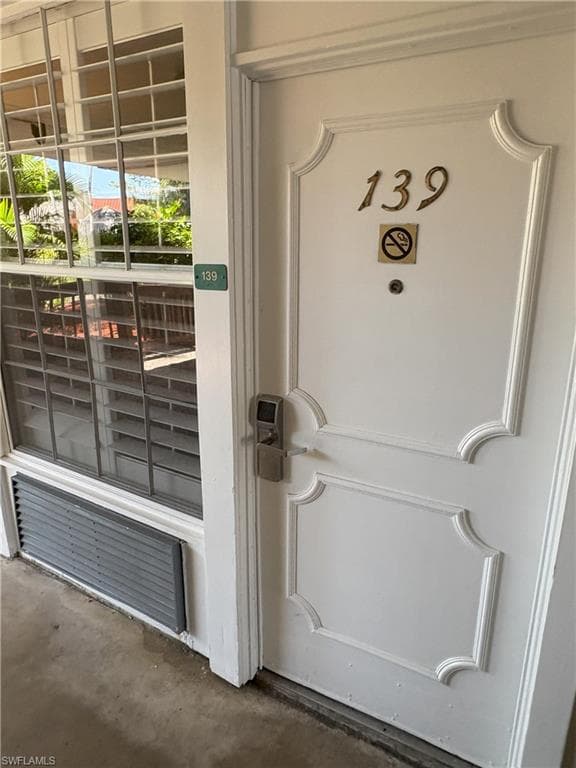 2555 9th St N 139, Naples, FL 34103-6
