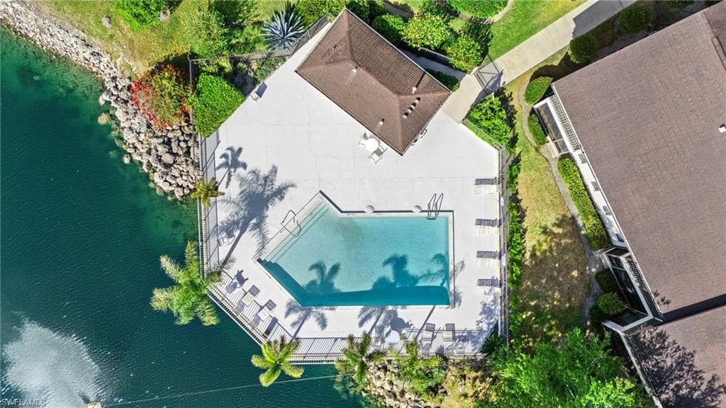5323 Treetops Dr T203, Naples, FL 34113-34