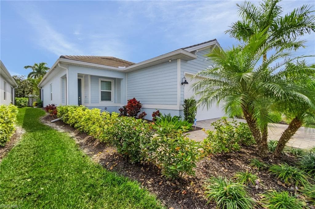 28367 Captiva Shell Loop, Bonita Springs, FL 34135-4