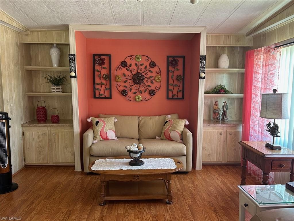 196 Palm Harbor Dr, North Port, FL 34287-13