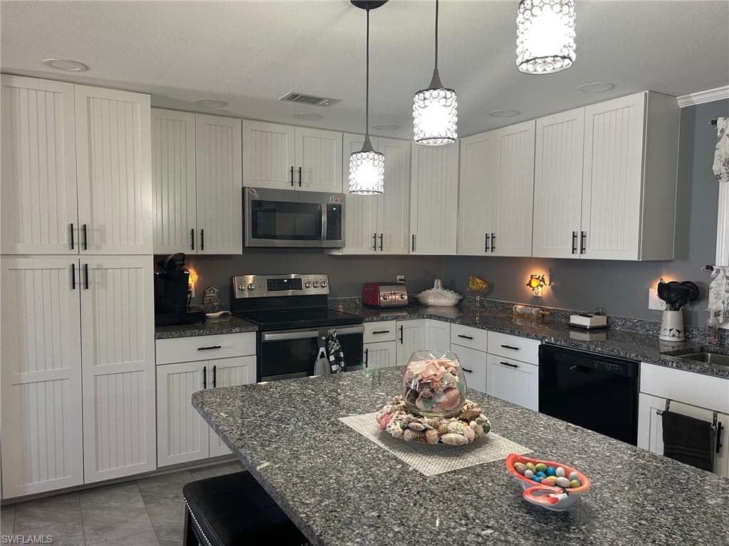 196 Palm Harbor Dr, North Port, FL 34287-7