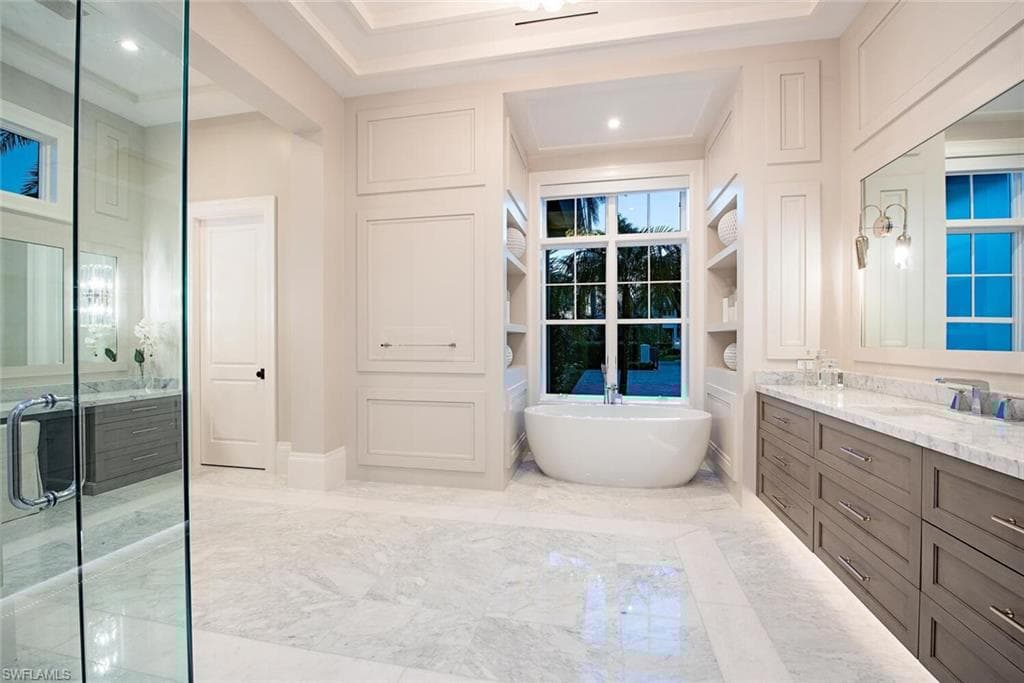 3525 Fort Charles Dr, Naples, FL 34102-14