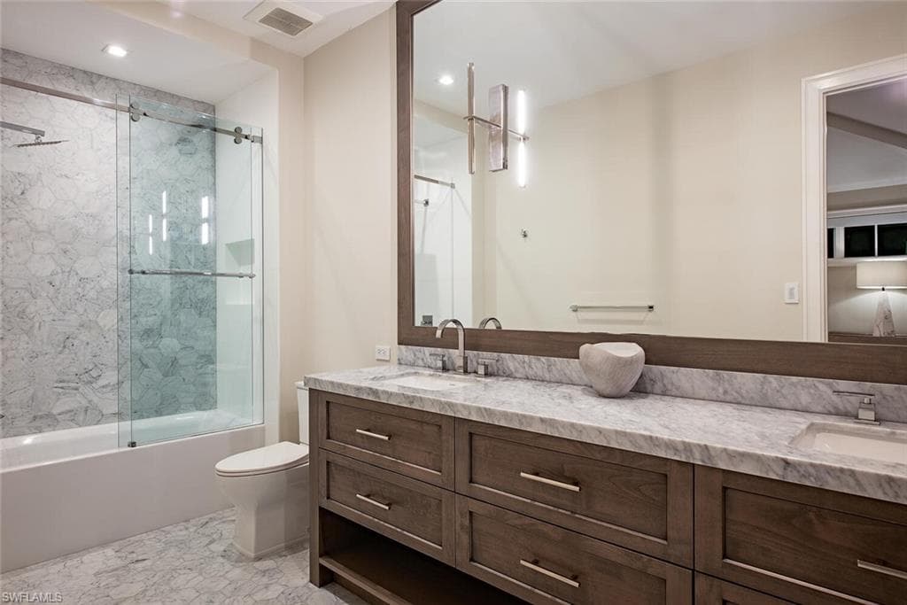 3525 Fort Charles Dr, Naples, FL 34102-21