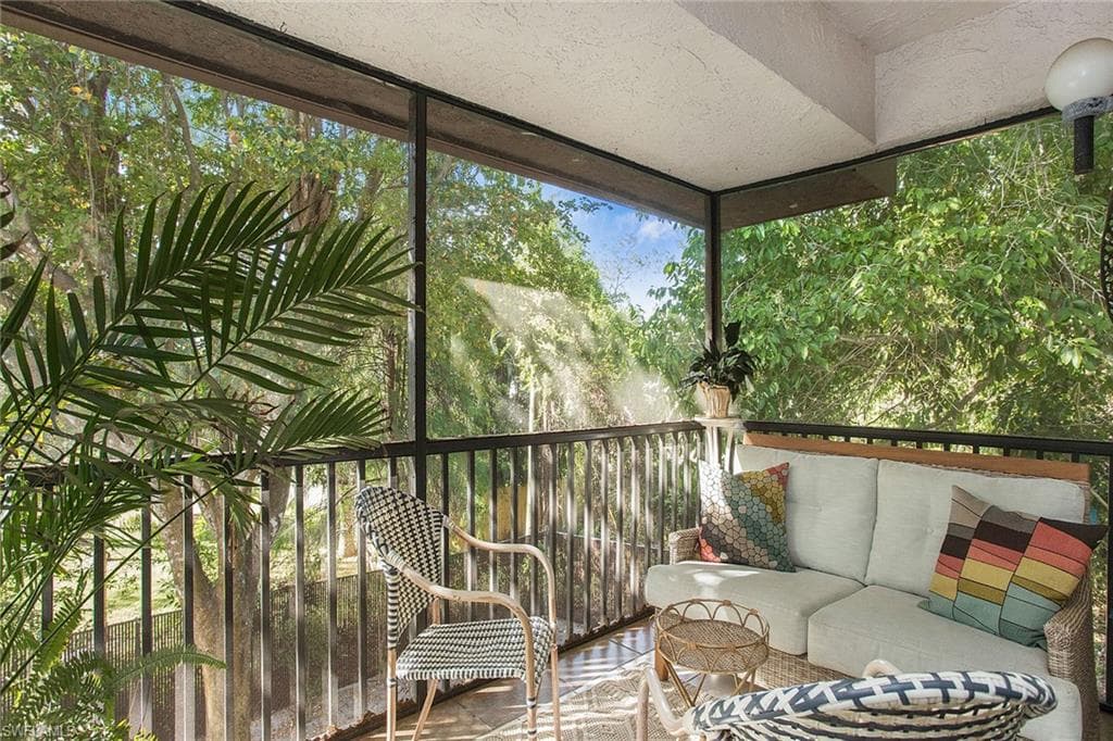5238 Treetops Dr L201, Naples, FL 34113-23