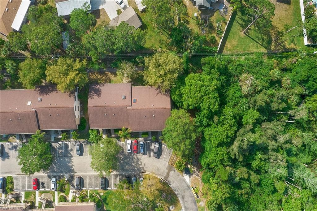 5238 Treetops Dr L201, Naples, FL 34113-32
