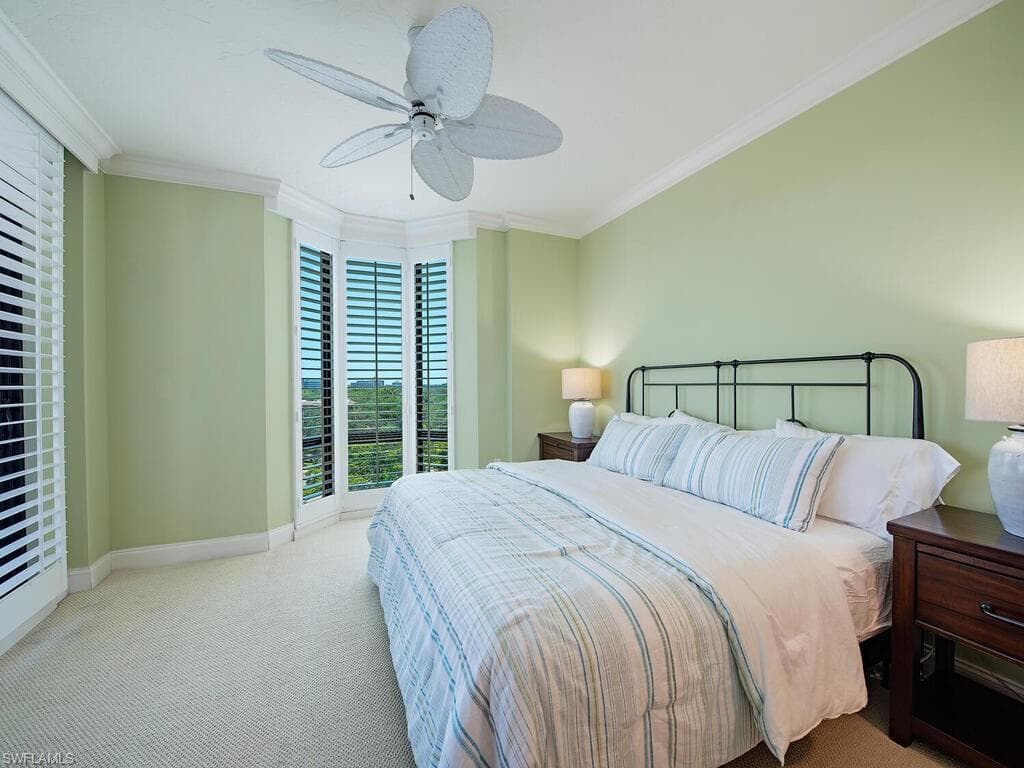 6075 Pelican Bay Blvd 705, Naples, FL 34108-11