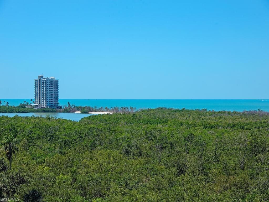 6075 Pelican Bay Blvd 705, Naples, FL 34108-1