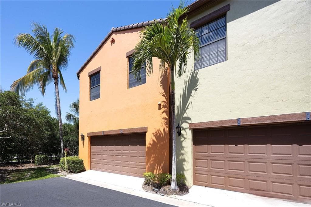 9134 Chula Vista St 125, Naples, FL 34113-22