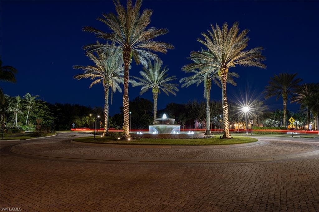 9134 Chula Vista St 125, Naples, FL 34113-24