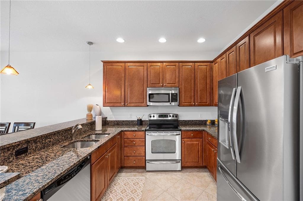 9134 Chula Vista St 125, Naples, FL 34113-7