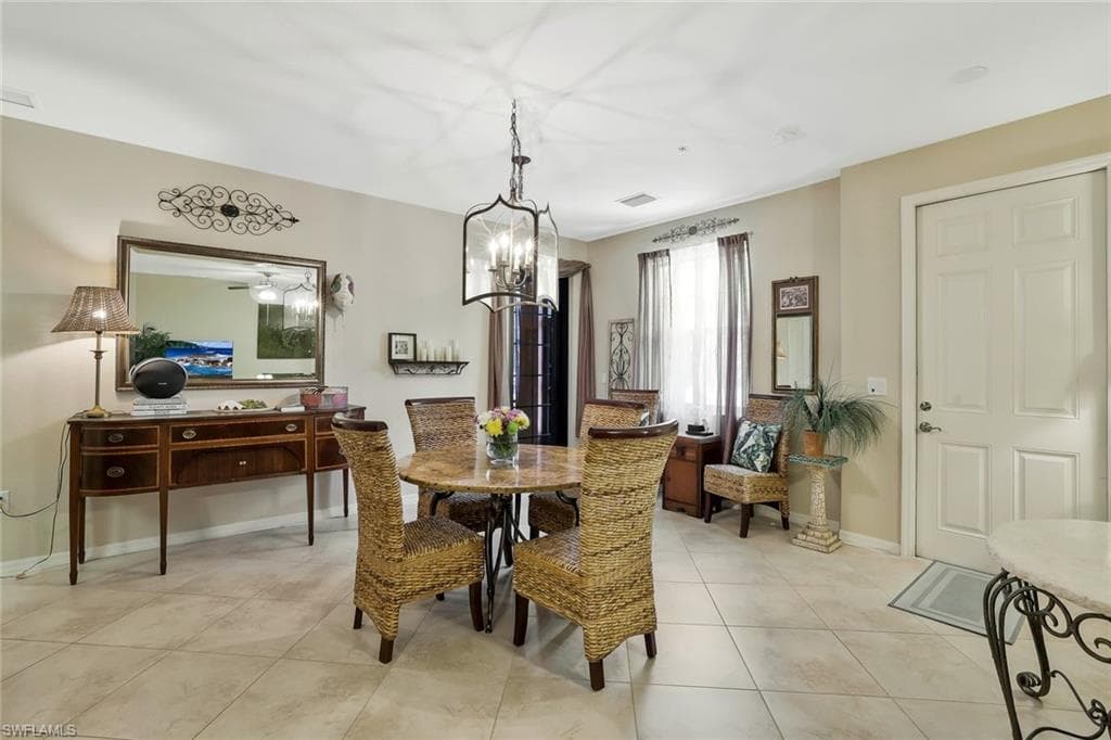 9054 Capistrano St N 4003, Naples, FL 34113-7