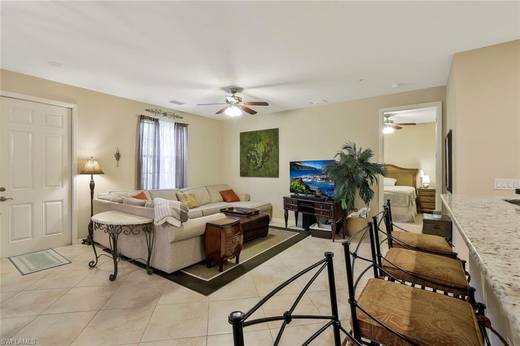 9054 Capistrano St N 4003, Naples, FL 34113-8