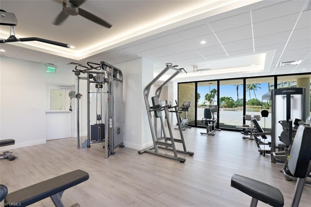 4031 Gulf Shore Blvd N Ph-2c, Naples, FL 34103-16