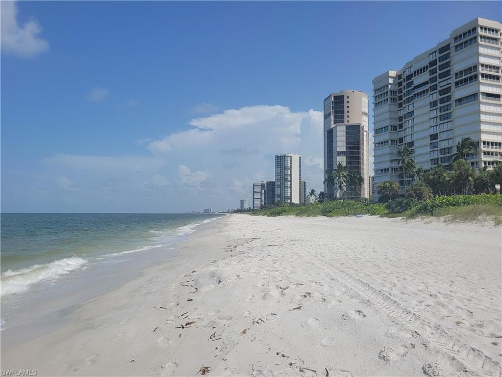 4031 Gulf Shore Blvd N Ph-2c, Naples, FL 34103-23