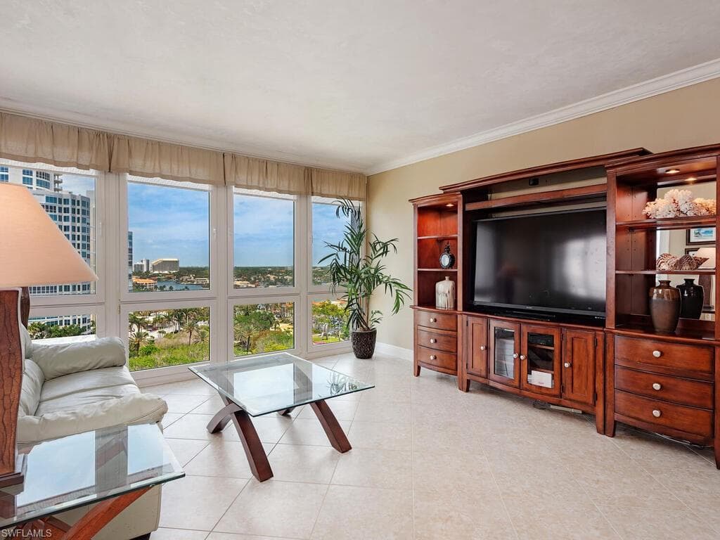 4031 Gulf Shore Blvd N Ph-2c, Naples, FL 34103-4