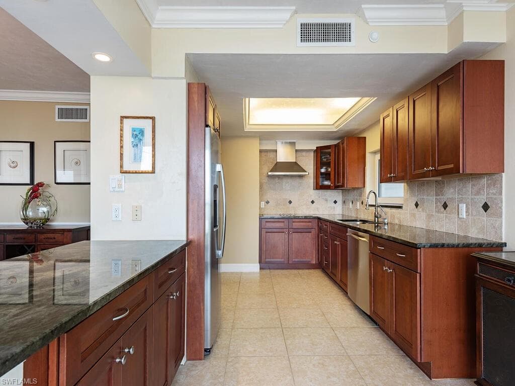 4031 Gulf Shore Blvd N Ph-2c, Naples, FL 34103-8