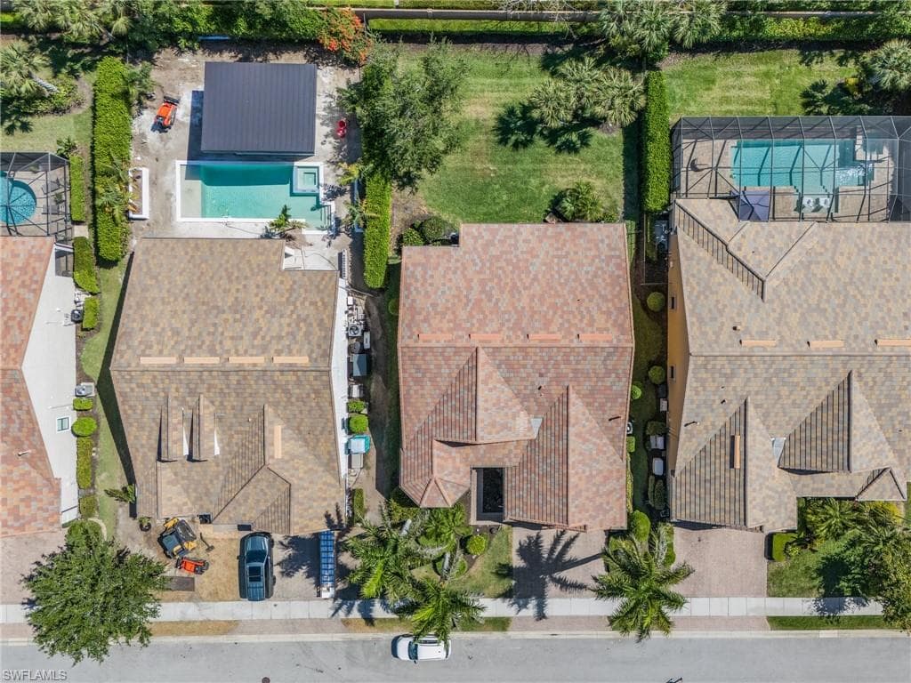 16213 Camden Lakes Cir, Naples, FL 34110-31