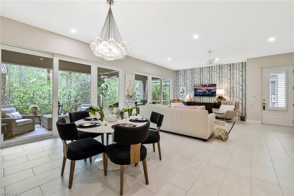 190 Indies Dr E 102, Naples, FL 34114-10