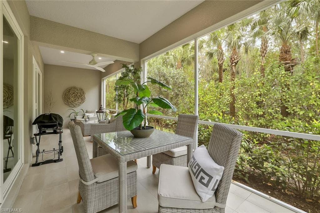 190 Indies Dr E 102, Naples, FL 34114-19