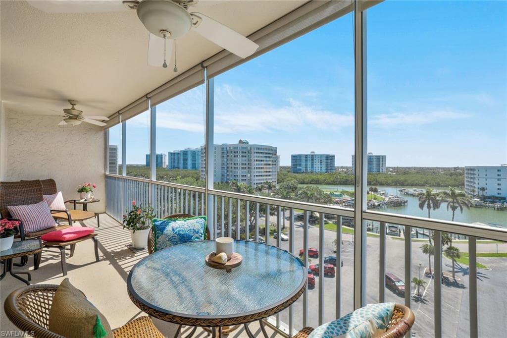 5 Bluebill Ave 812, Naples, FL 34108-19