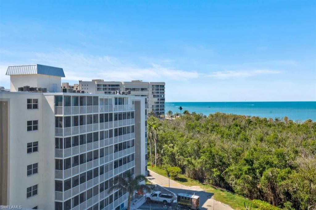 5 Bluebill Ave 812, Naples, FL 34108-21
