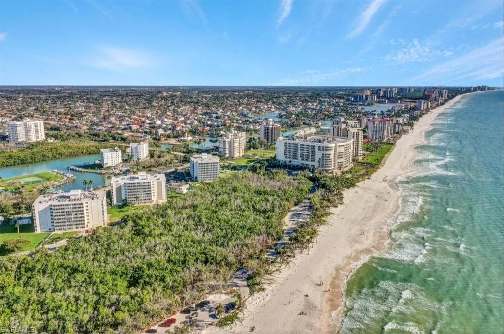 5 Bluebill Ave 812, Naples, FL 34108-24