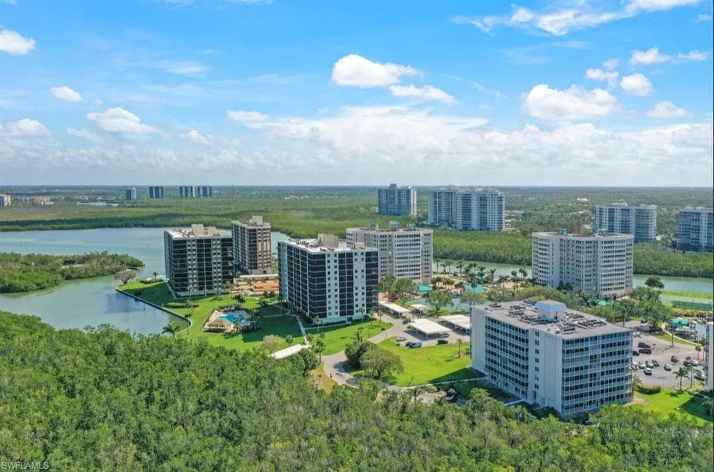 5 Bluebill Ave 812, Naples, FL 34108-29