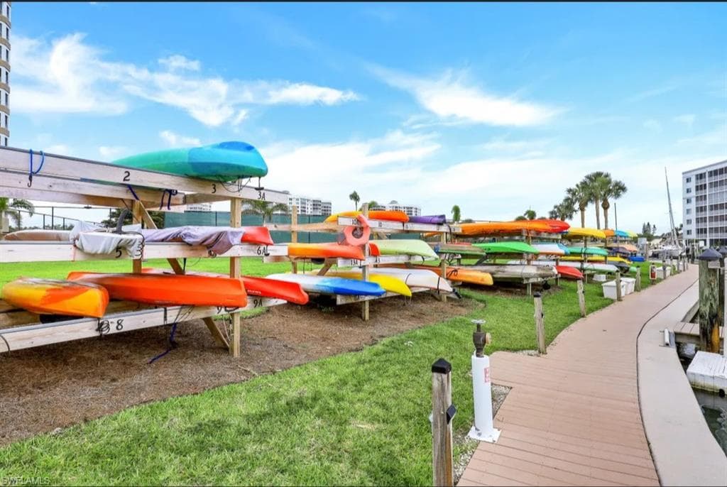 5 Bluebill Ave 812, Naples, FL 34108-30