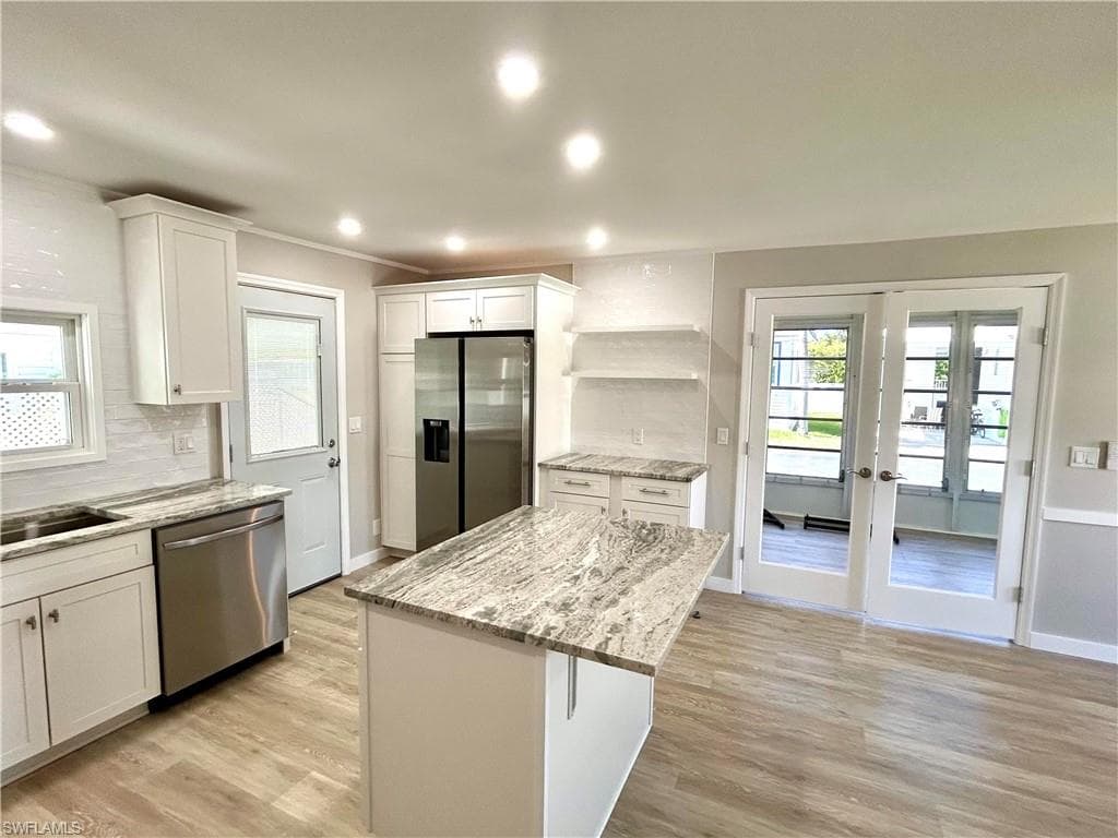 109 Pier A, Naples, FL 34112-8