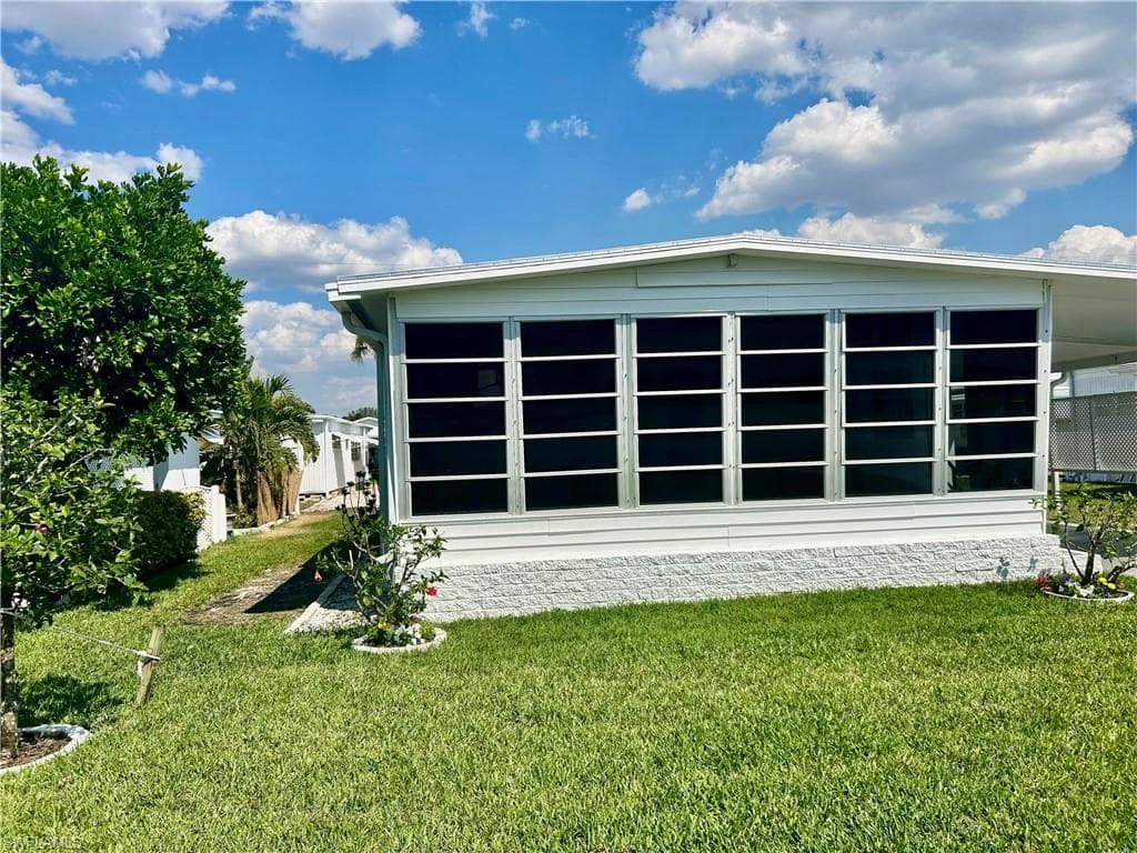109 Pier A, Naples, FL 34112-1