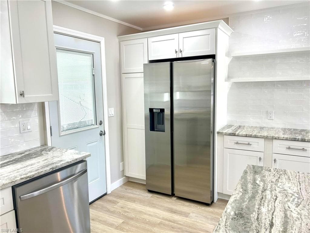 109 Pier A, Naples, FL 34112-6