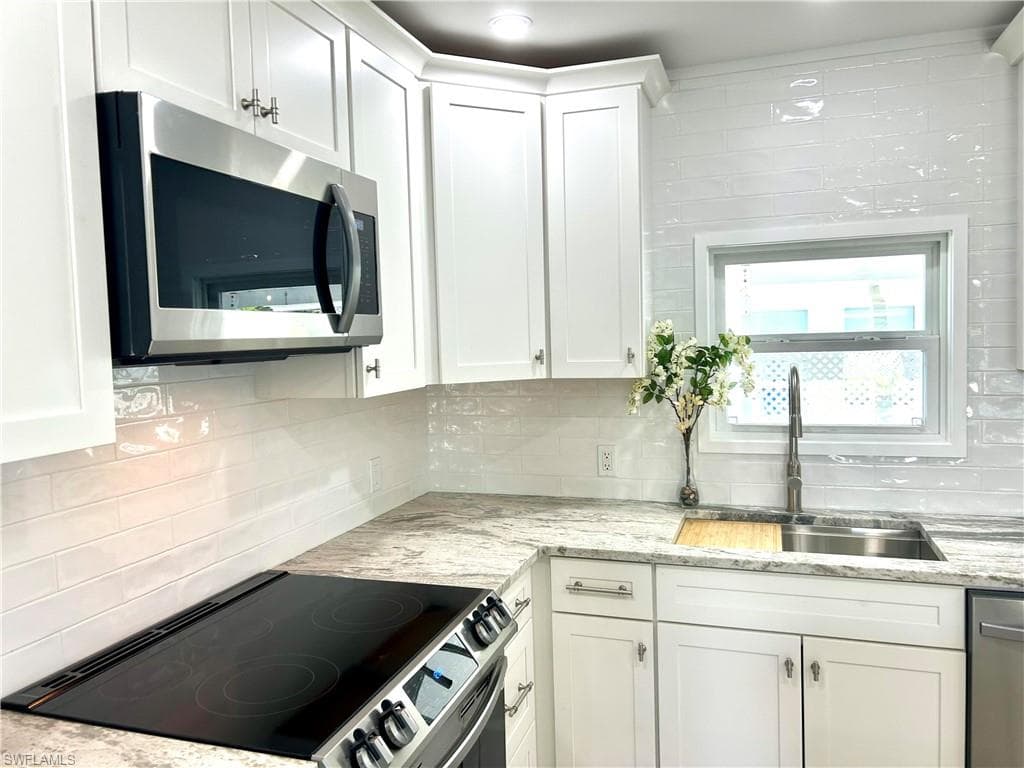 109 Pier A, Naples, FL 34112-7