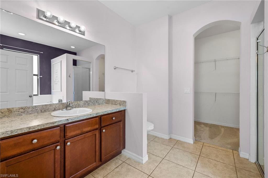 1322 22nd Ave, Cape Coral, FL 33991-31