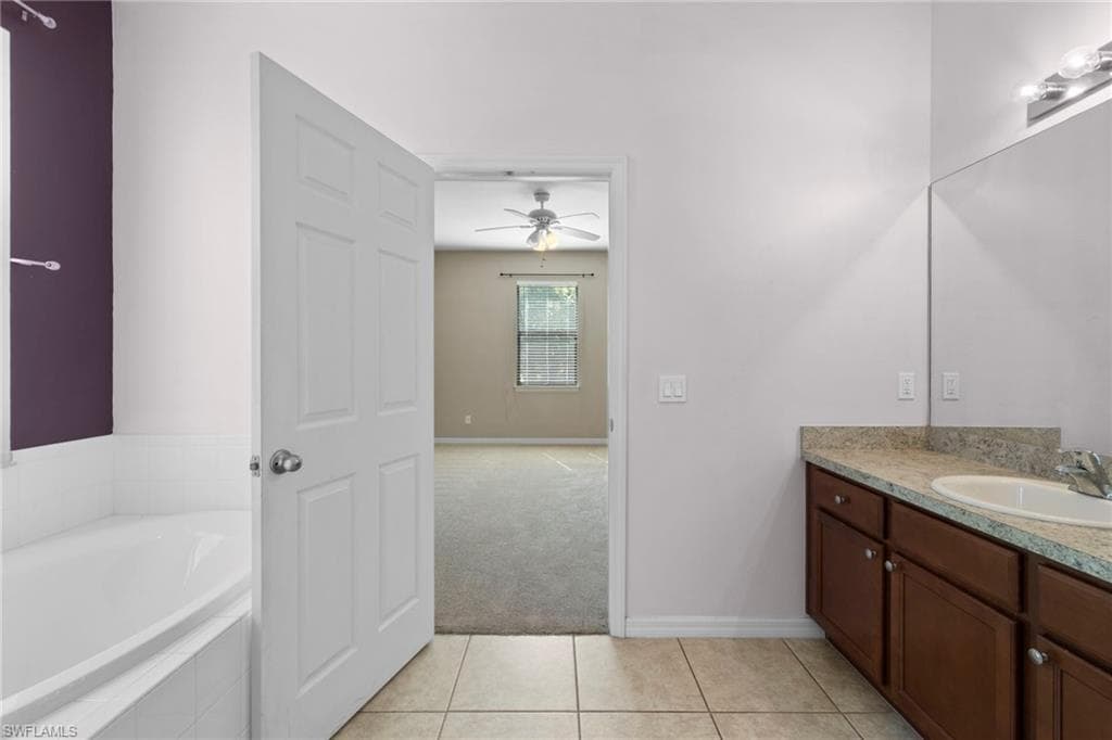 1322 22nd Ave, Cape Coral, FL 33991-36