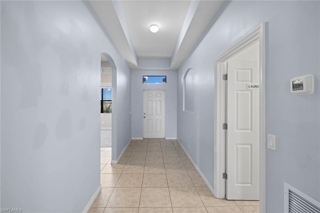 1322 22nd Ave, Cape Coral, FL 33991-5