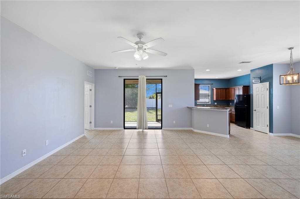 1322 22nd Ave, Cape Coral, FL 33991-7