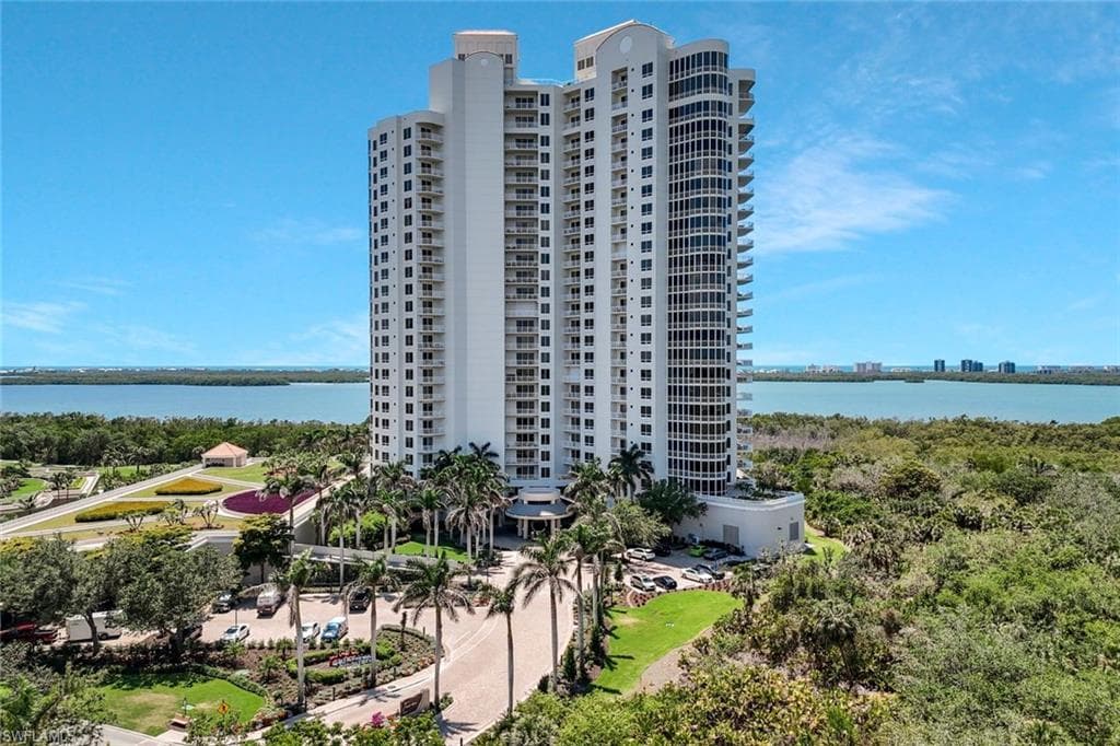 4851 Bonita Bay Blvd 2404, Bonita Springs, FL 34134-35
