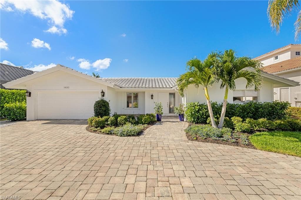 1400 Marlin Dr, Naples, FL 34102-31