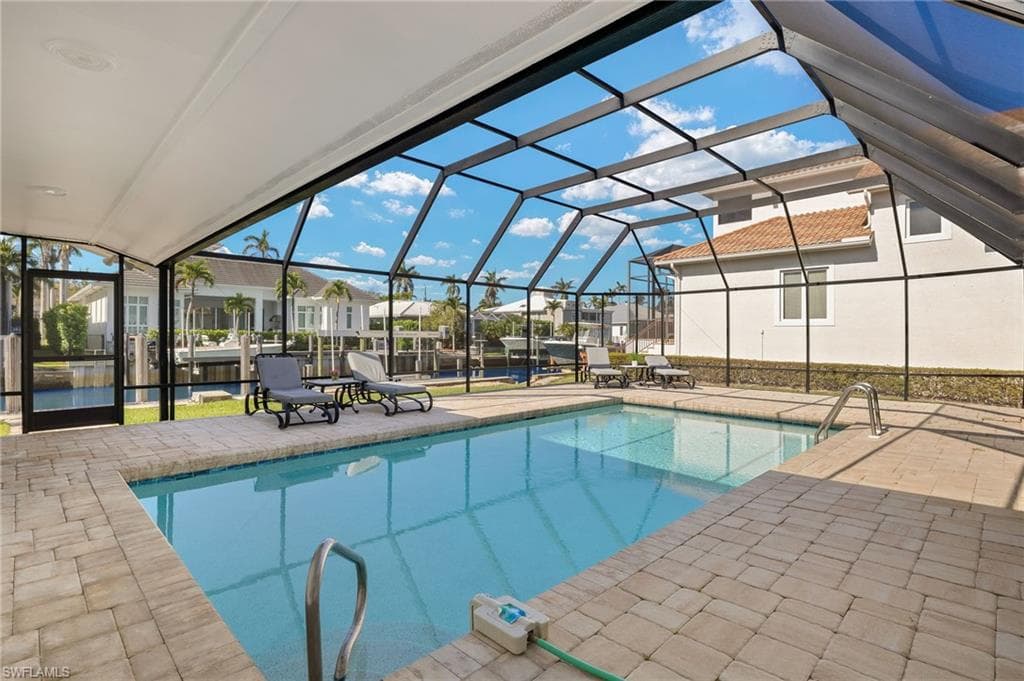 1400 Marlin Dr, Naples, FL 34102-3