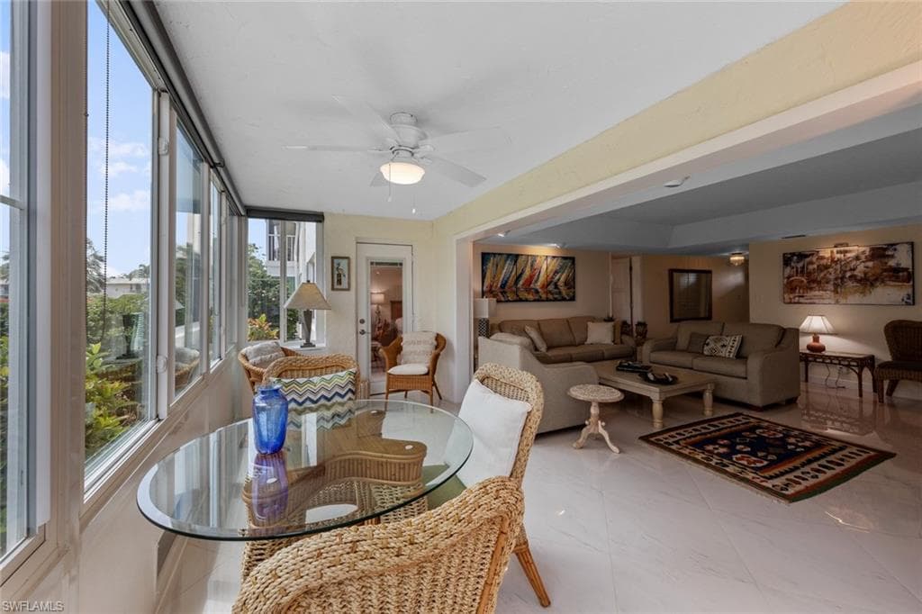 261 Quails Nest Rd 5, Naples, FL 34112-26
