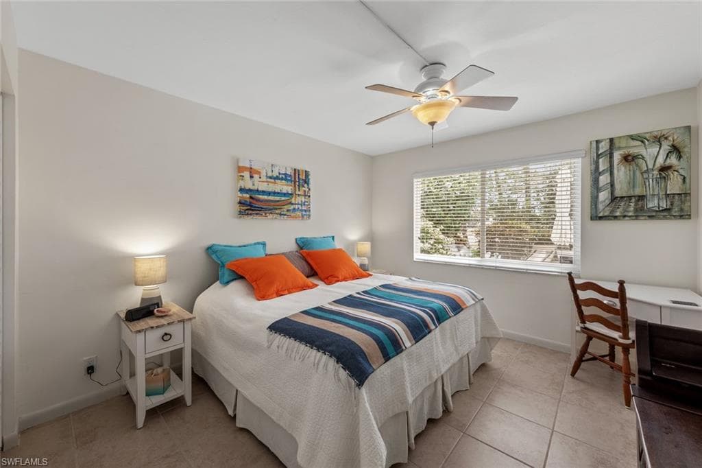261 Quails Nest Rd 5, Naples, FL 34112-27