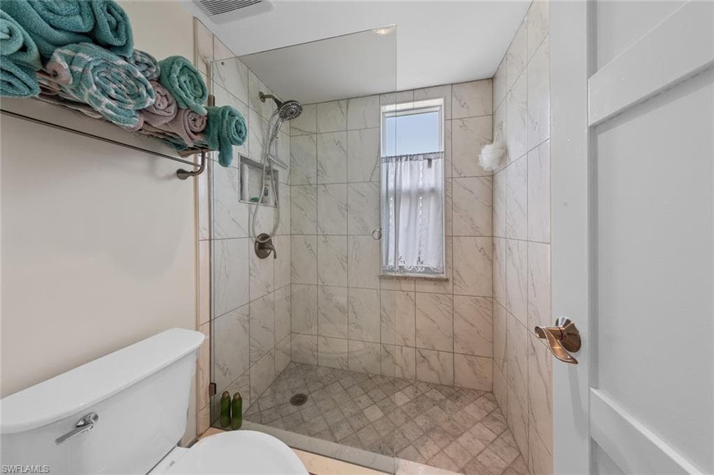 261 Quails Nest Rd 5, Naples, FL 34112-36